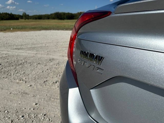 Used 2018 Honda Civic EX-L image 18