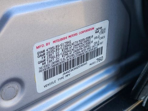 Used 2016 Mitsubishi Outlander SE AWD/4WD image 30