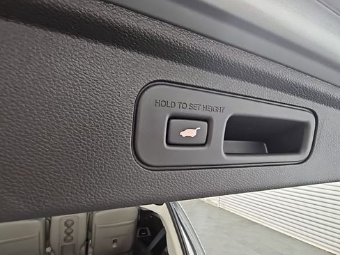 New 2026 Honda Odyssey Touring image 37