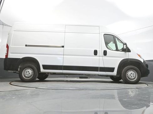 Used 2024 RAM ProMaster 2500 w/ Convenience Group FWD image 24
