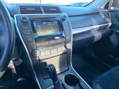 Used 2015 Toyota Camry XSE w/ Moonroof Package FWD image 28
