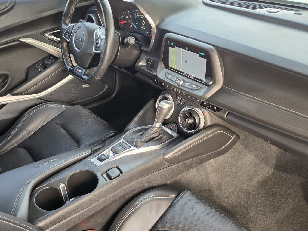 Used 2016 Chevrolet Camaro SS RWD image 25
