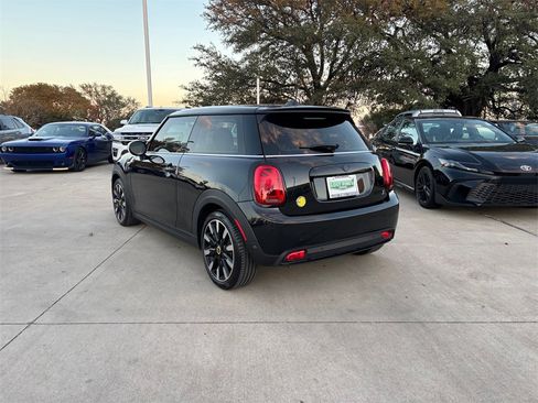 Used 2023 MINI Cooper SE image 5