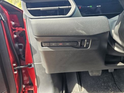 Used 2024 Dodge Charger R/T w/ Plus Group image 17