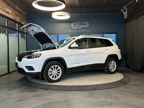 Used 2021 Jeep Cherokee Latitude w/ Mobile Office Group AWD/4WD image 25