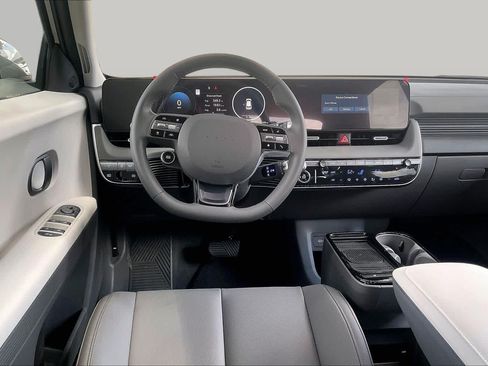 Certified 2026 Hyundai Ioniq 5 SEL AWD/4WD image 5