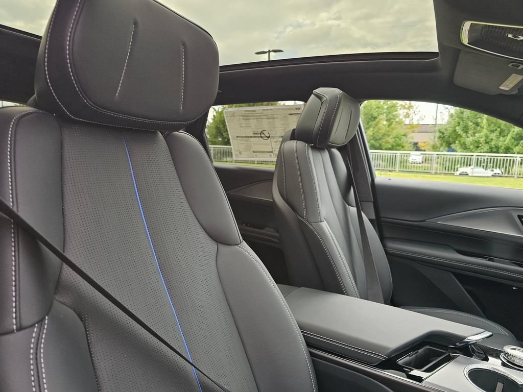New 2027 Cadillac Lyriq Sport AWD/4WD image 11