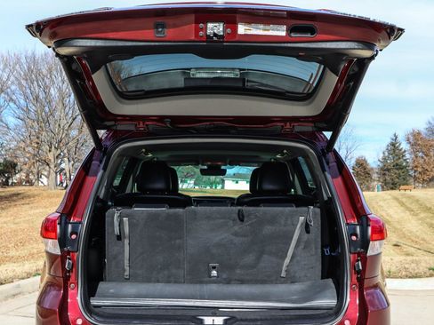 Used 2017 Toyota Highlander Limited image 23