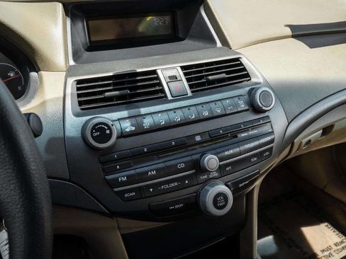 Used 2009 Honda Accord LX-P image 15