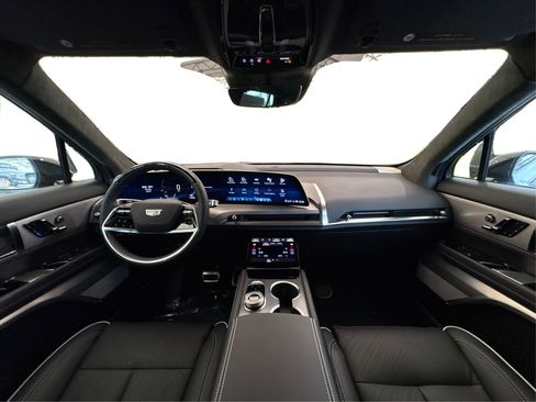 New 2026 Cadillac Vistiq Platinum image 23