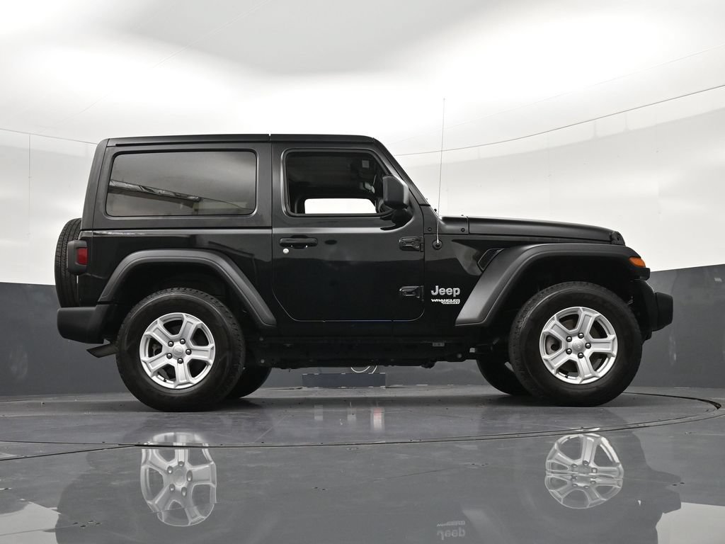 Used 2021 Jeep Wrangler Sport AWD/4WD image 28