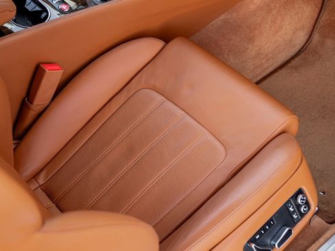 Used 2013 Bentley Continental GT image 30