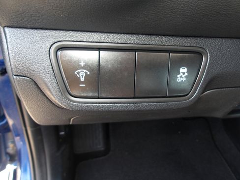 Used 2023 Kia Forte LXS image 15