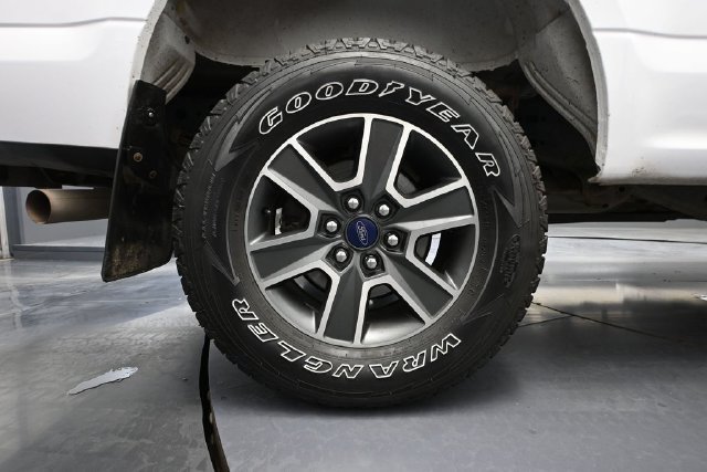 Used 2016 Ford F150 XL w/ XL Power Equipment Group AWD/4WD image 10