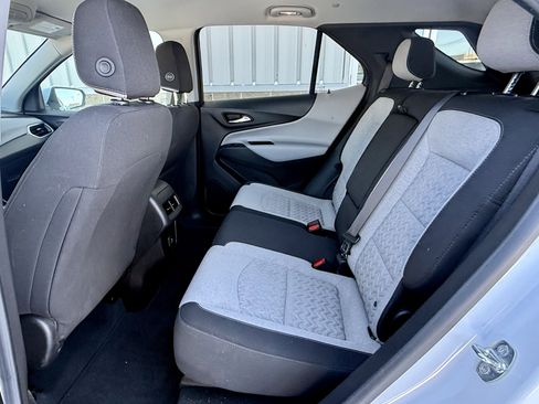 Used 2022 Chevrolet Equinox LT image 11
