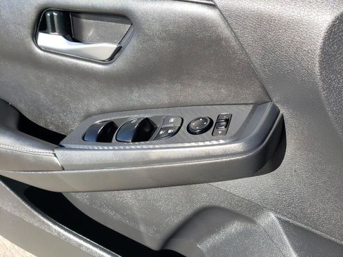 Certified 2022 Nissan Sentra SV image 30