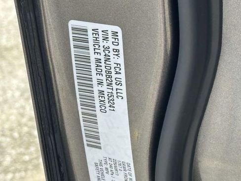 Certified 2022 Jeep Compass Latitude image 10