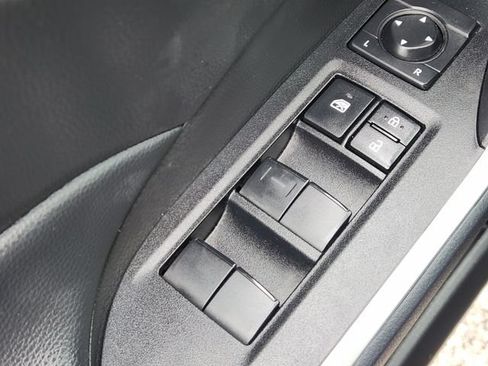 Used 2025 Toyota RAV4 LE FWD image 21