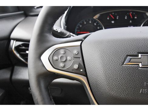Used 2023 Chevrolet Traverse RS AWD/4WD image 25