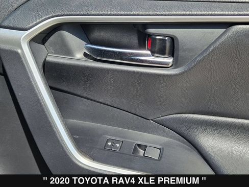 Used 2020 Toyota RAV4 XLE Premium FWD image 30