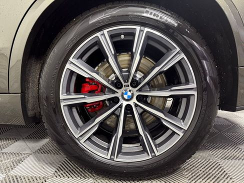 Used 2025 BMW X5 xDrive50e w/ M Sport Package image 10