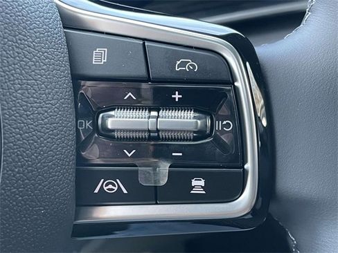 New 2026 Kia Carnival EX image 32