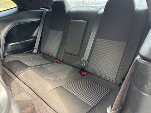 Used 2018 Dodge Challenger SXT RWD image 12