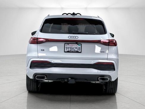 Used 2025 Audi Q5 Premium w/ Convenience Package AWD/4WD image 4