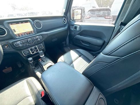 Used 2023 Jeep Wrangler Unlimited Sahara w/ Cold Weather Group image 27