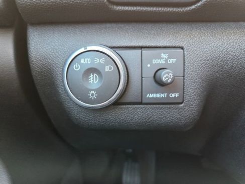 Used 2017 Chevrolet Traverse LT w/ Style and Technology Package image 20