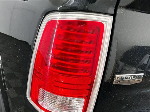 Used 2017 RAM 1500 Laramie w/ Convenience Group image 27