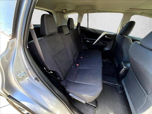 Used 2017 Toyota RAV4 XLE image 29