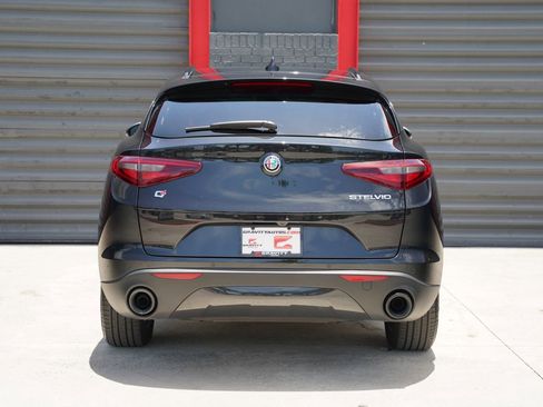 Used 2022 Alfa Romeo Stelvio Sprint AWD/4WD image 13