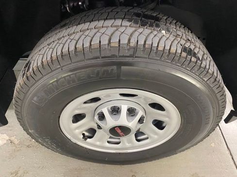 New 2025 GMC Sierra 2500 Pro w/ 1SA Pro Safety Plus Package image 4