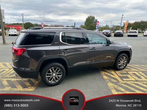 Used 2017 GMC Acadia SLT image 4