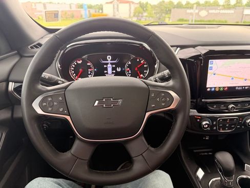 Used 2023 Chevrolet Traverse Premier w/ Redline Edition AWD/4WD image 19