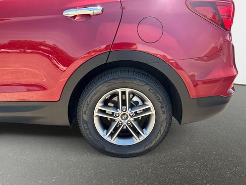 Used 2017 Hyundai Santa Fe Sport w/ 2.4L Tech Package 04 FWD image 10