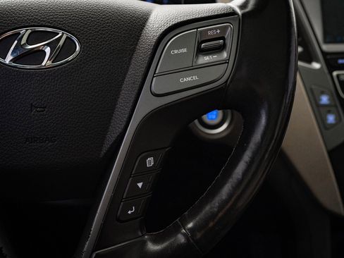 Used 2017 Hyundai Santa Fe Sport image 31