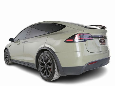 Used 2023 Tesla Model X image 7