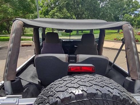 Used 2006 Jeep Wrangler Unlimited image 27