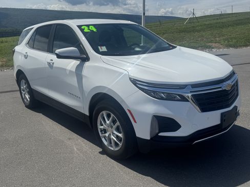 Used 2024 Chevrolet Equinox LT AWD/4WD image 1