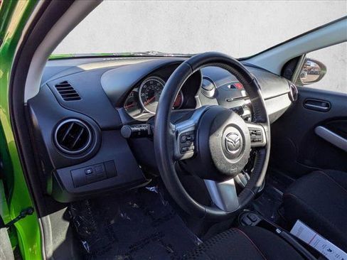 Used 2013 MAZDA MAZDA2 Touring image 10