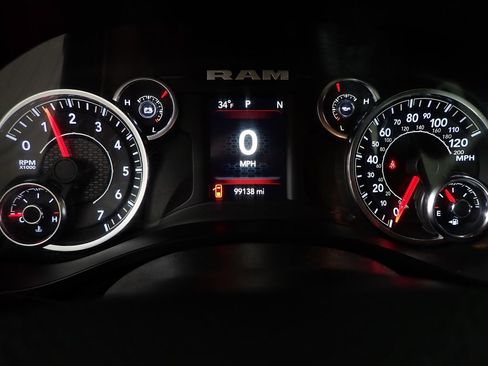 Used 2022 RAM 1500 Big Horn image 28