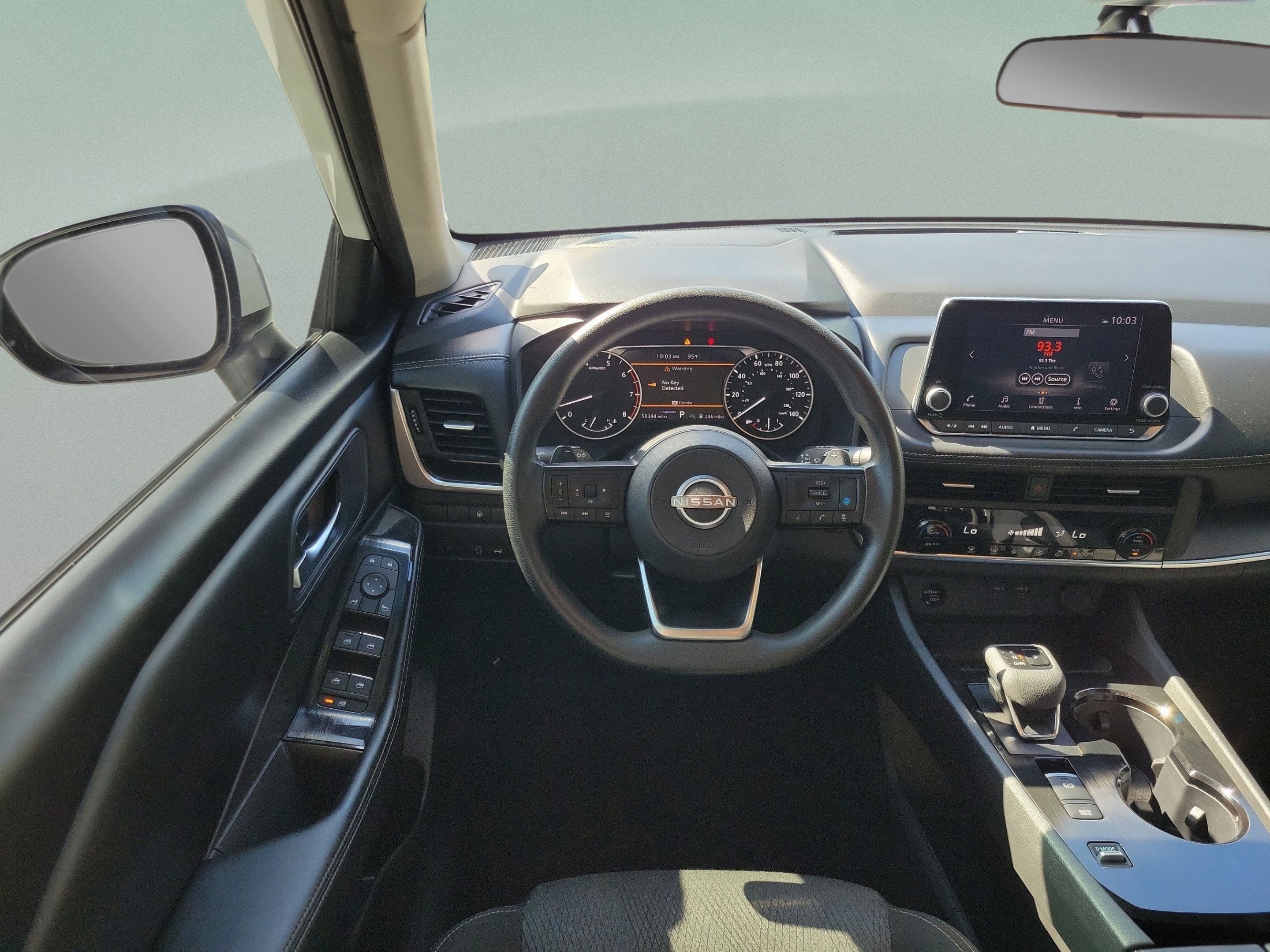 Used 2024 Nissan Rogue SV FWD image 10