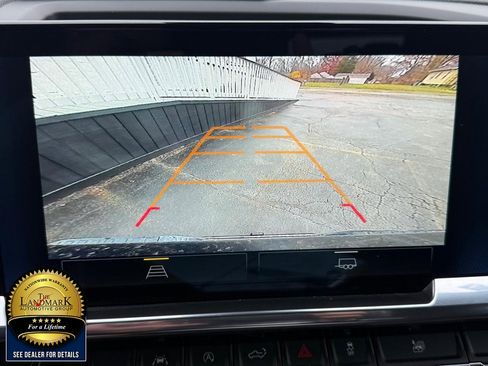 Used 2025 Chevrolet Silverado 1500 LT image 13