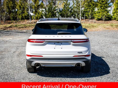 Used 2021 Lincoln Corsair AWD w/ Premium Package image 6