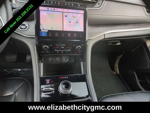Used 2024 Jeep Grand Cherokee Limited w/ Trailer Tow Package AWD/4WD image 15