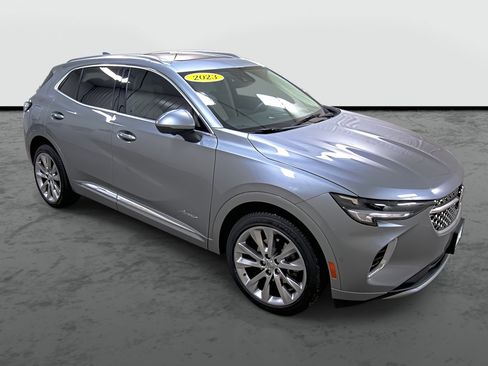 Used 2023 Buick Envision Avenir FWD image 5