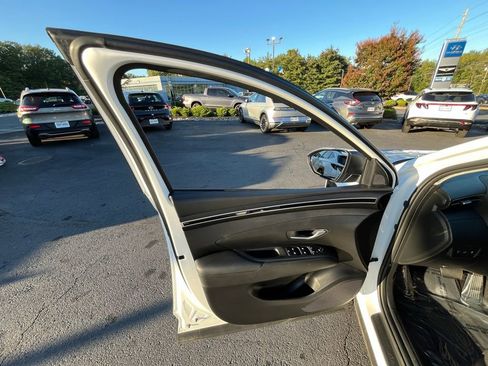 Used 2023 Hyundai Tucson SEL image 36