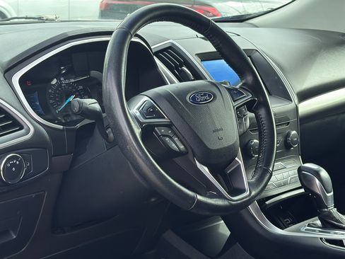 Used 2016 Ford Edge SEL w/ Equipment Group 201A image 10